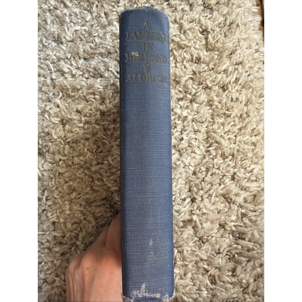 A Lantern in Her Hand by Bess Streeter Aldrich 1928 Grosset & Dunlap HC EUC